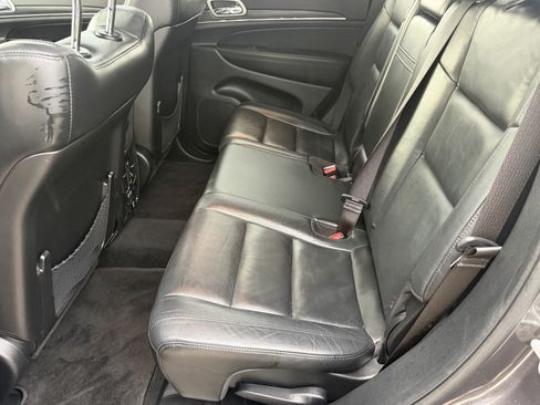 Used 2021 Jeep Grand Cherokee Limited AWD/4WD image 26