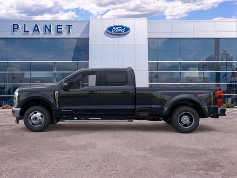 New 2026 Ford F350 Lariat w/ FX4 Off-Road Package AWD/4WD image 3