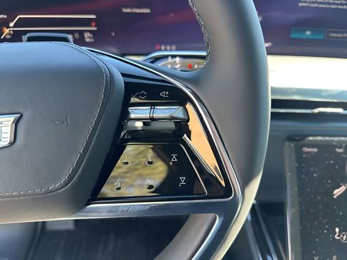 New 2026 Cadillac Escalade IQ Luxury 2 image 33