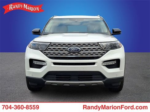Used 2023 Ford Explorer Limited w/ Limited Technology Package image 2