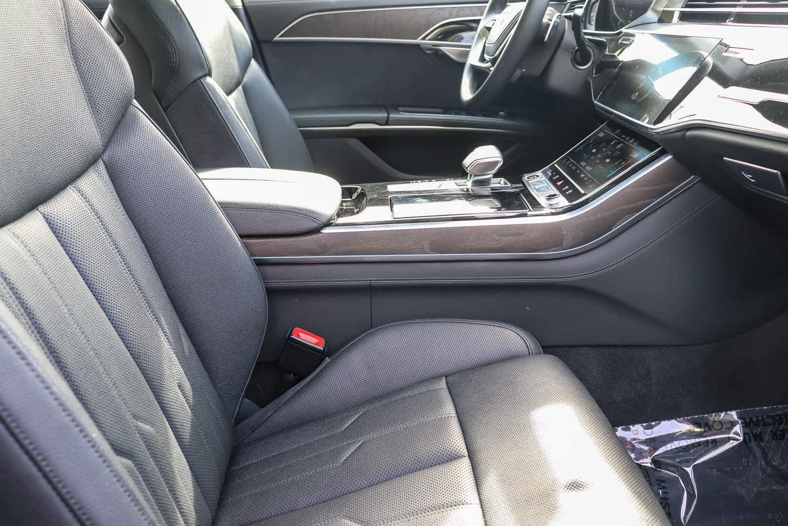 Used 2023 Audi A8 L 3.0T w/ Executive Package AWD/4WD image 20