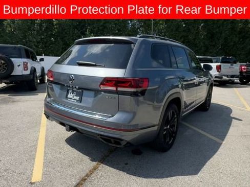 Used 2023 Volkswagen Atlas SEL R-Line AWD/4WD image 8