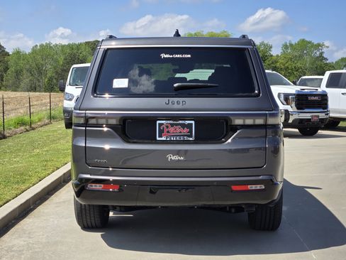 New 2026 Jeep Grand Wagoneer 4WD image 4