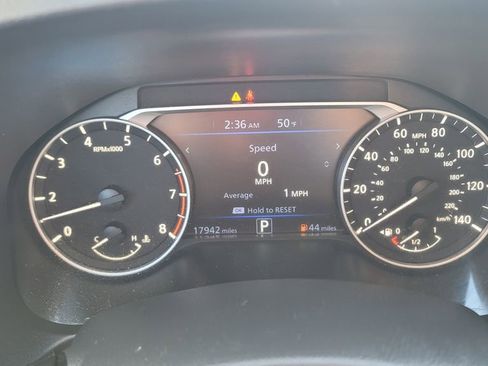 Used 2025 Nissan Altima 2.5 SV image 10