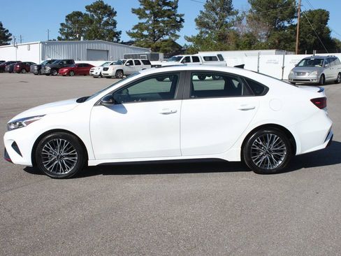 Used 2024 Kia Forte GT-Line w/ GT-Line Premium Package FWD image 5