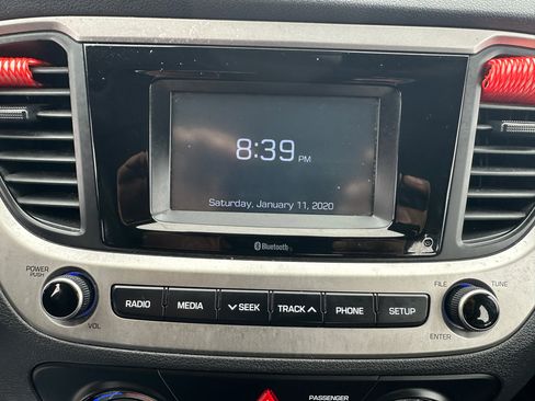 Used 2019 Hyundai Accent SE image 23