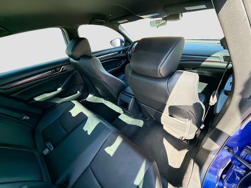 Used 2020 Honda Accord Sport image 26