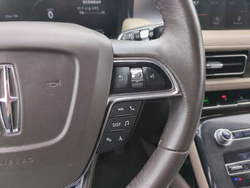 Used 2023 Lincoln Nautilus FWD image 26