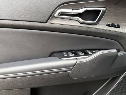 Certified 2024 Kia Sportage X-Pro image 11