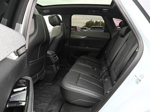 New 2026 Cadillac Optiq Sport 1 image 20