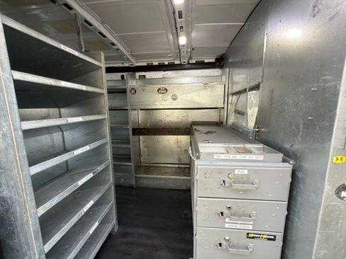 Used 2021 Ford Transit 350 Medium Roof RWD image 25