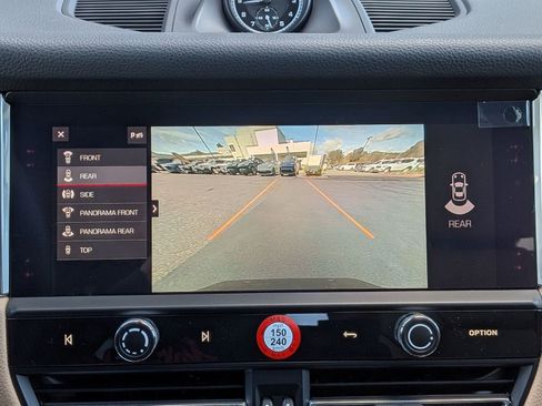 New 2026 Porsche Macan AWD/4WD image 20
