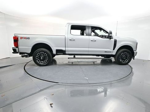 New 2026 Ford F250 Platinum AWD/4WD image 8