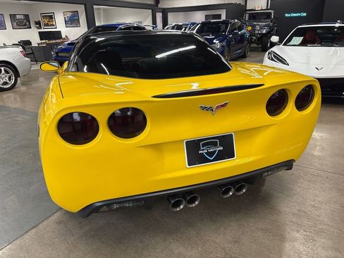 Used 2006 Chevrolet Corvette Coupe w/ Preferred Equipment Group image 9