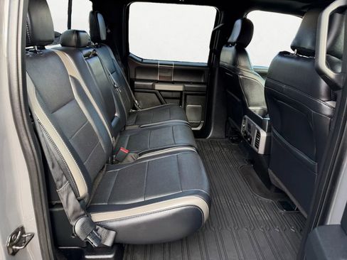 Used 2018 Ford F150 Raptor w/ Equipment Group 802A Luxury image 31