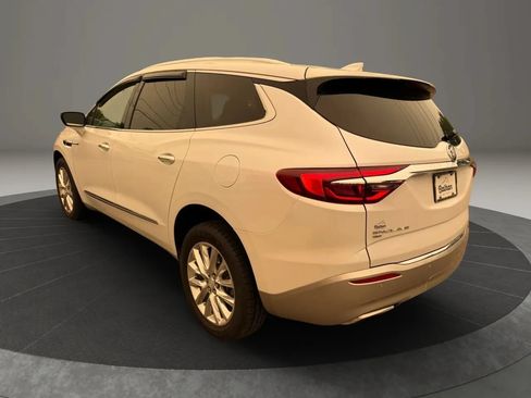 Used 2021 Buick Enclave Premium w/ Sun and Sites Package AWD/4WD image 11