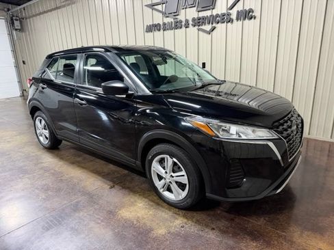 Used 2024 Nissan Kicks S FWD image 6