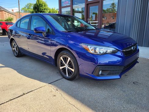 Used 2023 Subaru Impreza 2.0i Premium AWD/4WD image 3