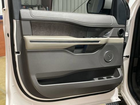 Used 2019 Ford Expedition Max Limited w/ Equipment Group 301A AWD/4WD image 12