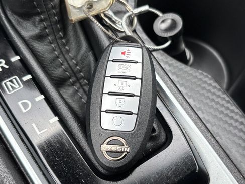 Used 2025 Nissan Altima 2.5 SV FWD image 21