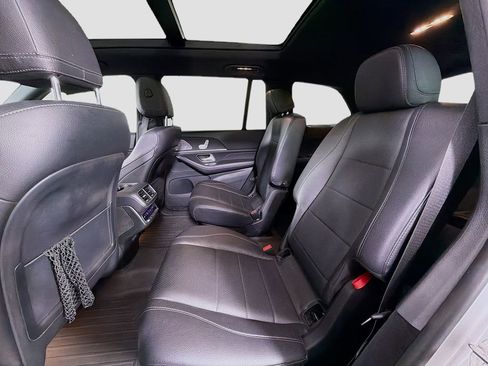 Used 2021 Mercedes-Benz GLS 450 4MATIC image 25