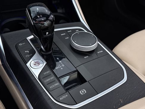 Used 2022 BMW 330i Sedan image 19