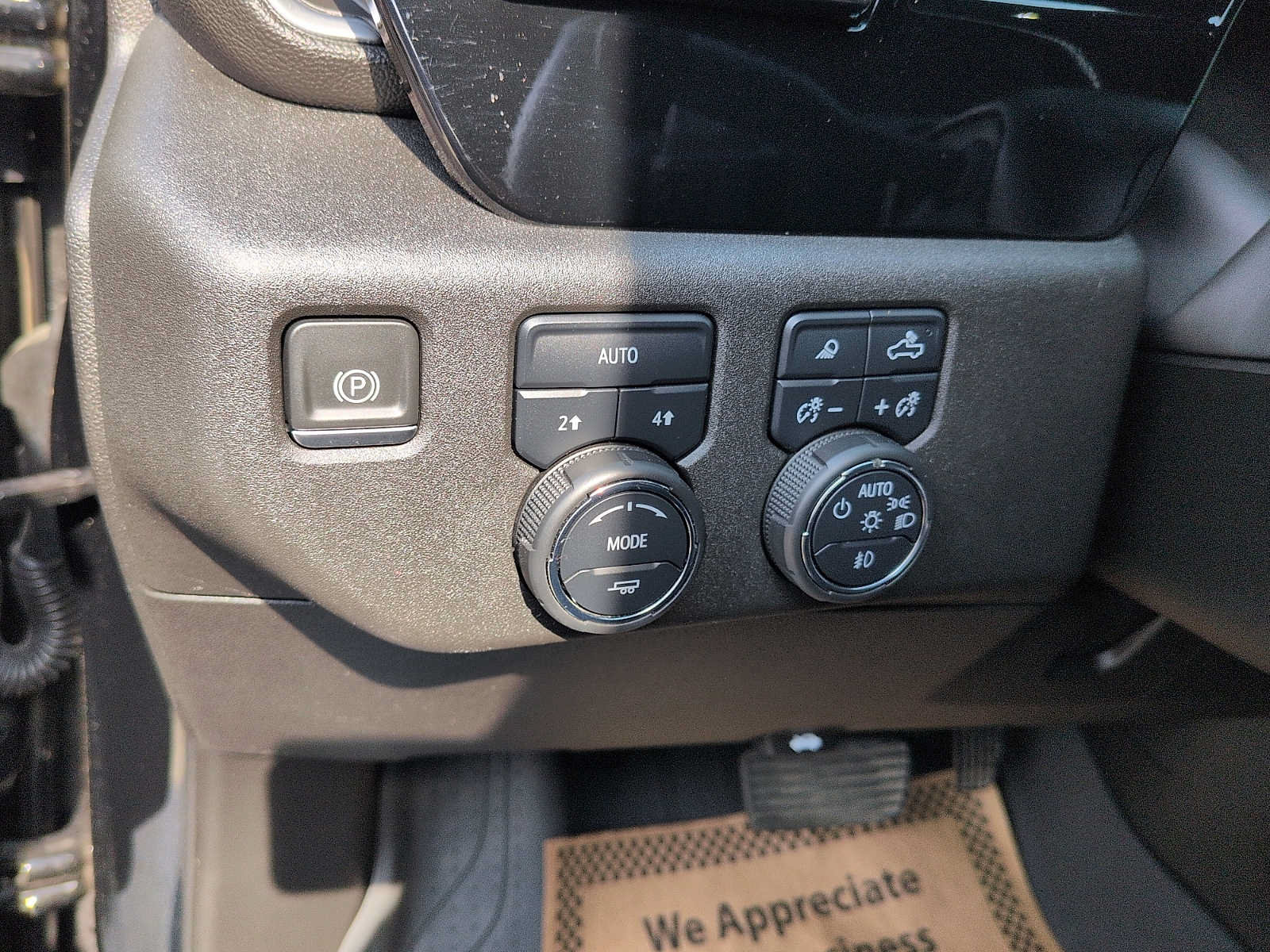 Used 2023 Chevrolet Silverado 1500 RST w/ Rally Edition AWD/4WD image 18