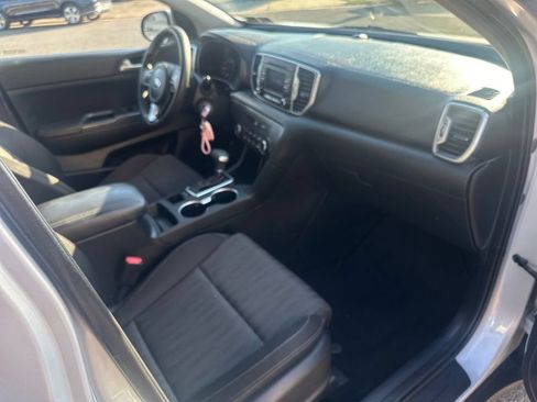 Used 2019 Kia Sportage LX FWD image 21