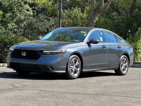 Used 2024 Honda Accord EX image 9
