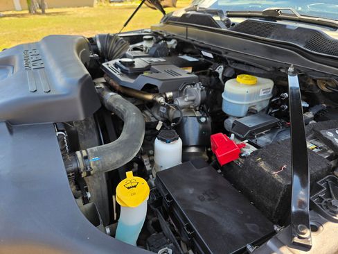 Used 2021 RAM 3500 Limited image 31