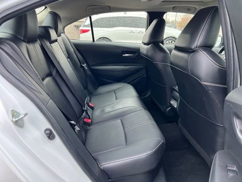 Used 2025 Toyota Corolla XLE image 11