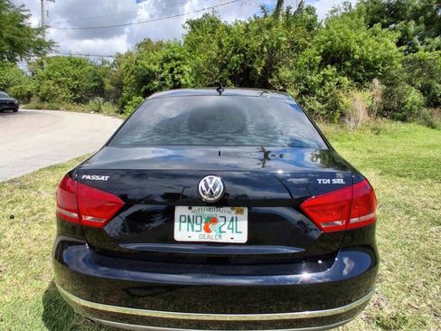 Used 2015 Volkswagen Passat TDI SEL Premium FWD image 7
