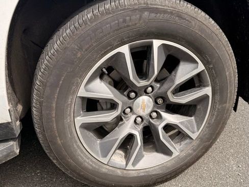 Used 2021 Chevrolet Tahoe LT AWD/4WD image 11