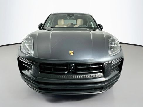 Certified 2026 Porsche Macan AWD/4WD image 6