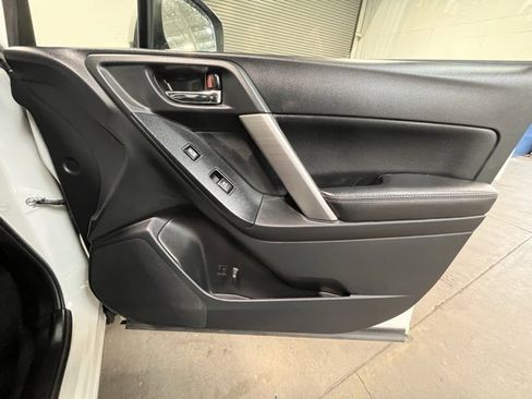 Used 2017 Subaru Forester 2.0XT Premium w/ Popular Package #2A image 11