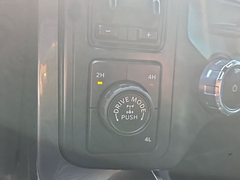 Used 2022 Ford F150 XLT w/ Equipment Group 302A High AWD/4WD image 32