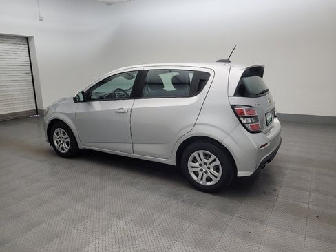 Used 2020 Chevrolet Sonic LT FWD image 3