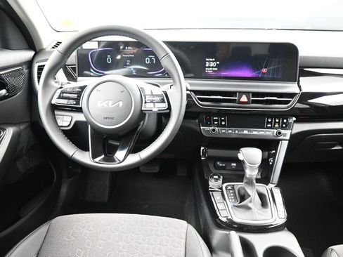 New 2026 Kia Seltos S AWD/4WD image 19