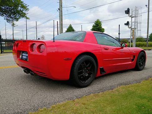 Used 2001 Chevrolet Corvette Z06 w/ Memory Pkg RWD image 13