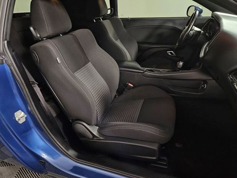 Used 2021 Dodge Challenger R/T w/ Blacktop Package image 26