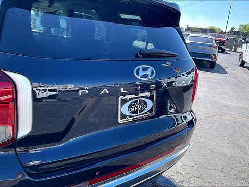 Used 2023 Hyundai Palisade Calligraphy image 6