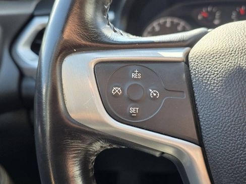 Used 2019 GMC Acadia SLE FWD image 29