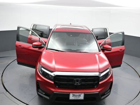 Certified 2025 Honda Ridgeline RTL image 45