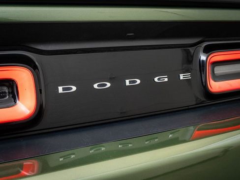 Used 2022 Dodge Challenger R/T Scat Pack image 19