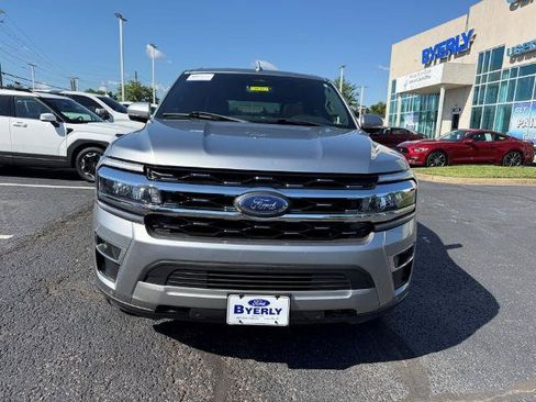 Certified 2022 Ford Expedition Max Limited AWD/4WD image 3