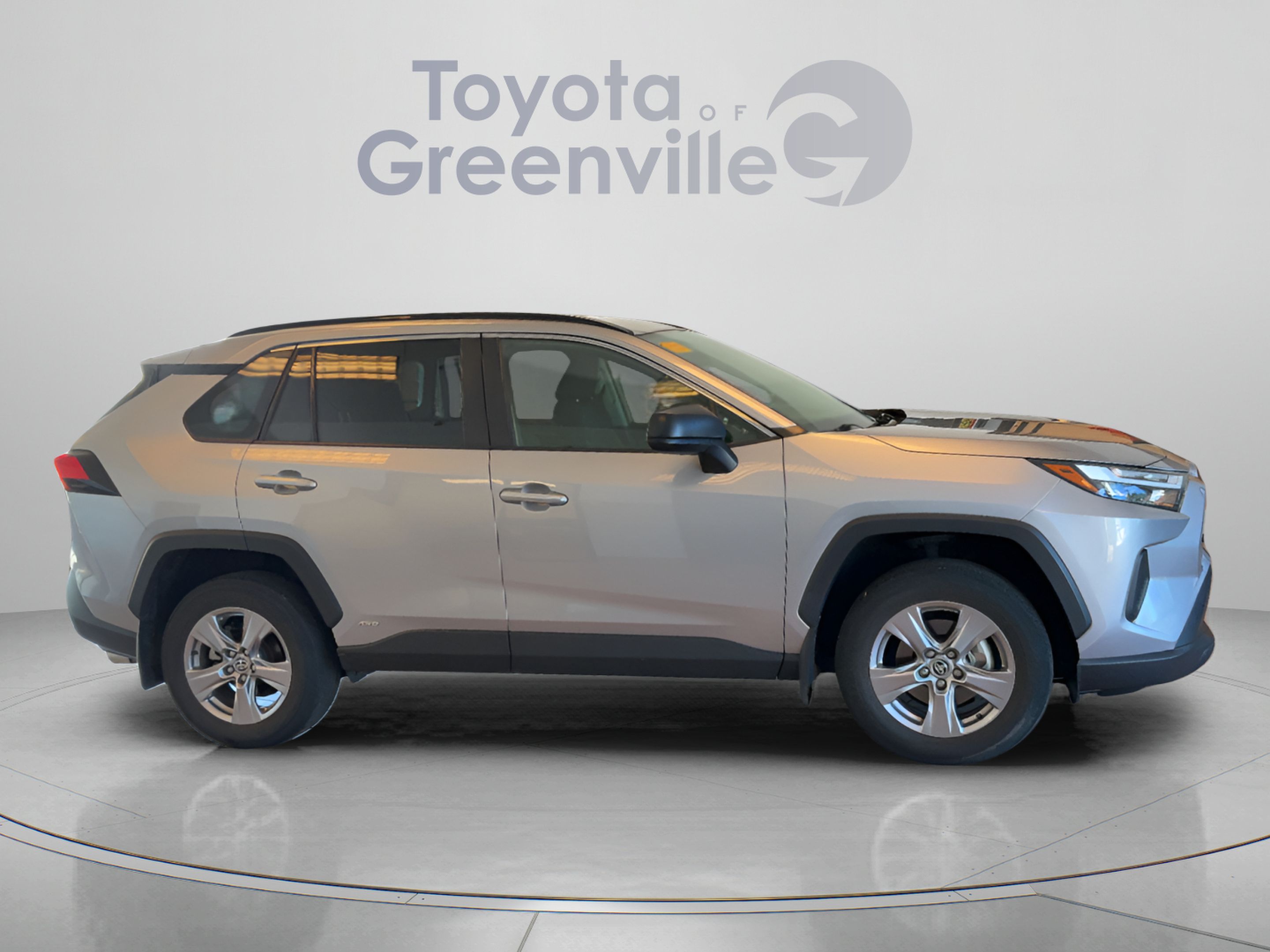 Certified 2024 Toyota RAV4 LE AWD/4WD image 7