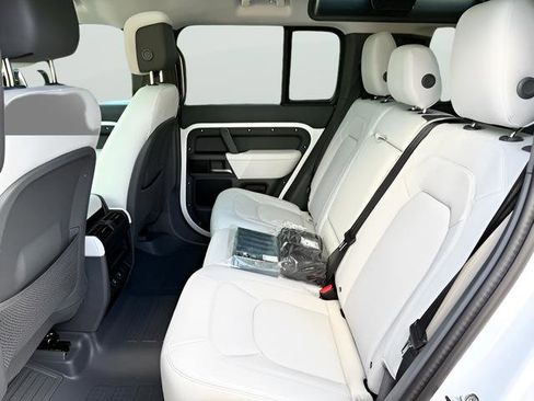 Certified 2025 Land Rover Defender 110 S image 25