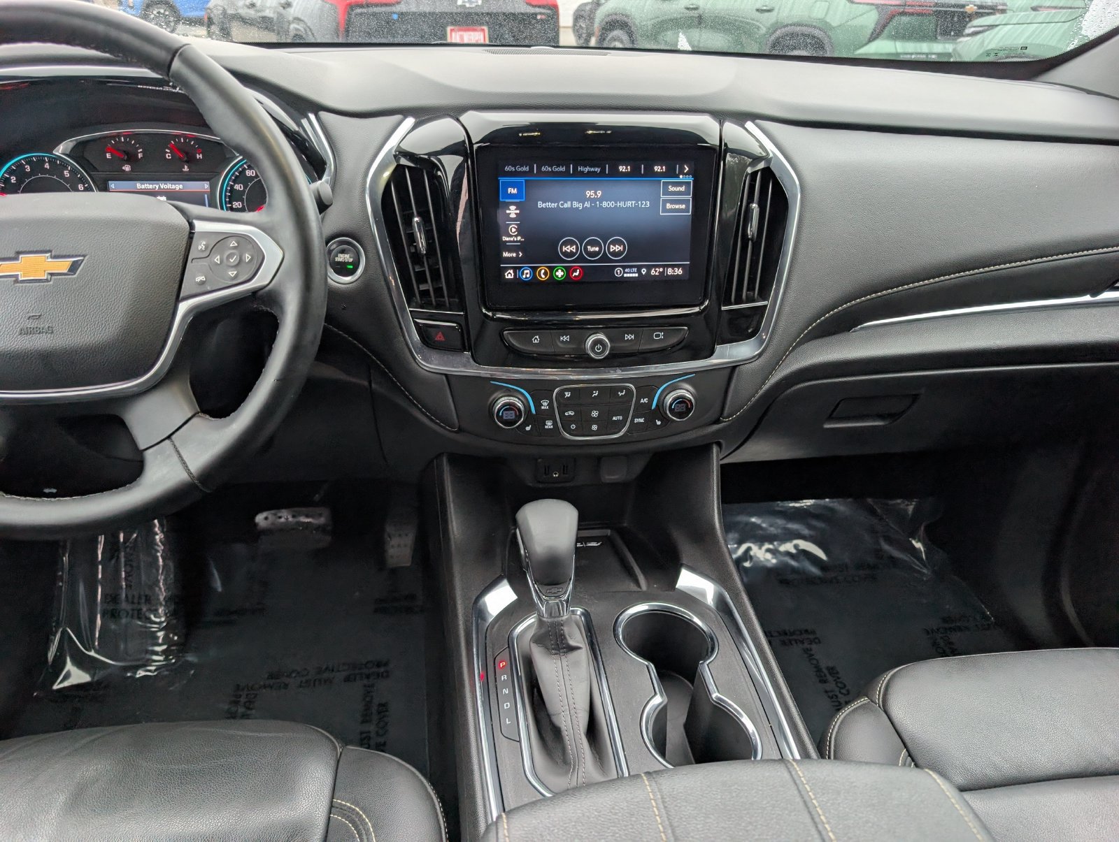Used 2023 Chevrolet Traverse LT AWD/4WD image 21