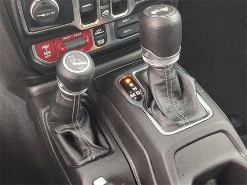 Certified 2024 Jeep Wrangler Unlimited Rubicon image 22