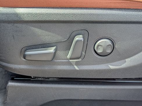 Certified 2025 Kia Telluride AWD image 20